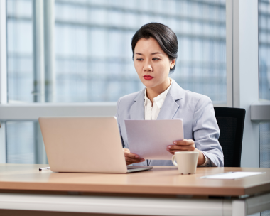 Translator providing legal document translations for businesses, ensuring international agreements and contracts.