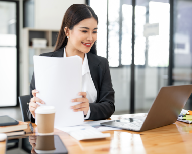 Expert in Texas providing certified birth certificate translations for USCIS applications, ensuring legal compliance.